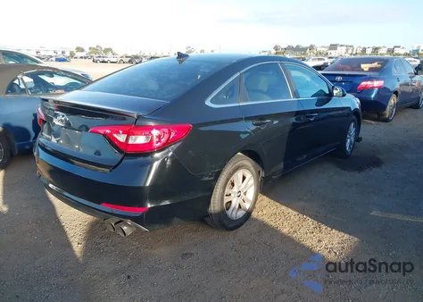 2015 Hyundai Sonata Se z USA, uszkodzony, nr VIN 5NPE24AF2FH016433